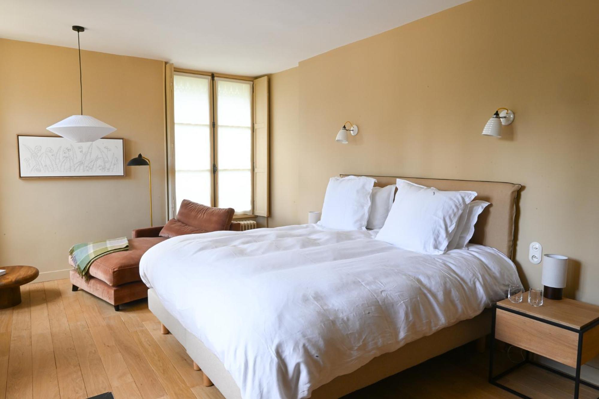 Hotel Les Pres Saint-Hilaire-le-Chatel Εξωτερικό φωτογραφία
