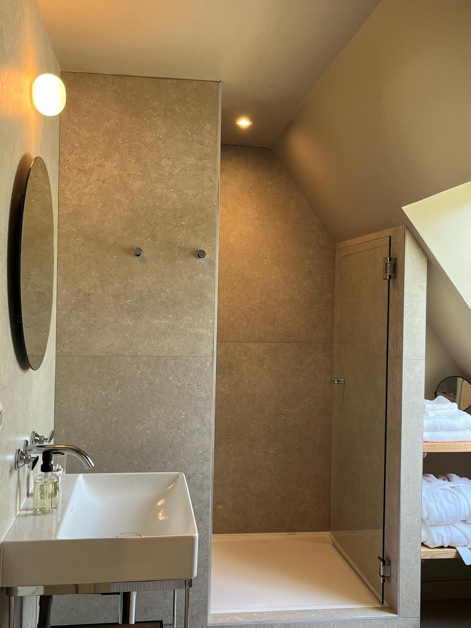 Hotel Les Pres Saint-Hilaire-le-Chatel Εξωτερικό φωτογραφία
