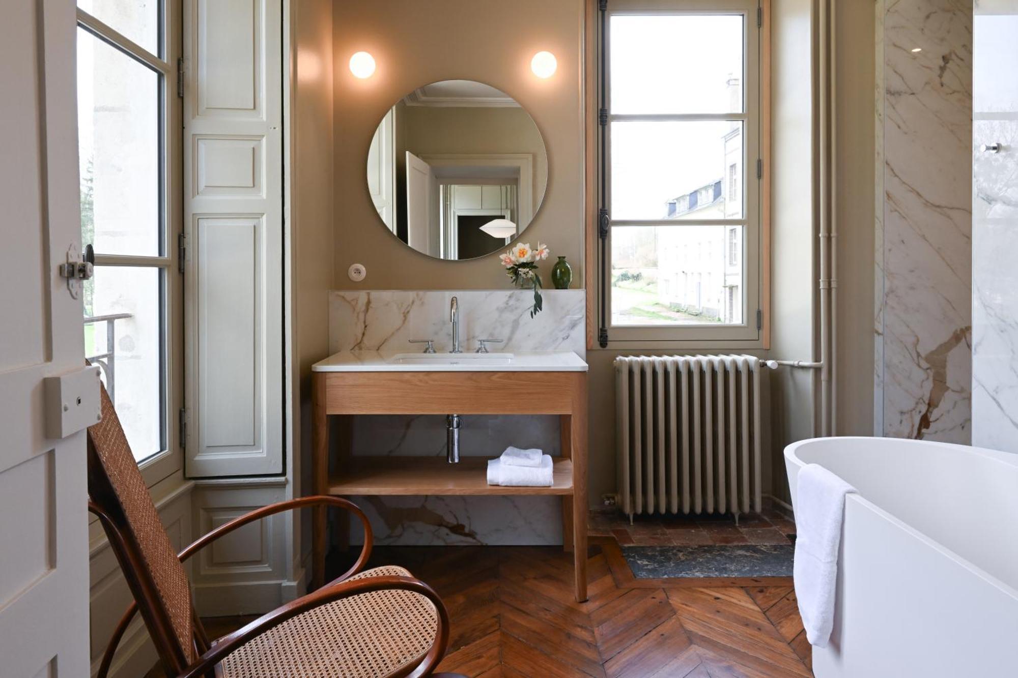 Hotel Les Pres Saint-Hilaire-le-Chatel Εξωτερικό φωτογραφία